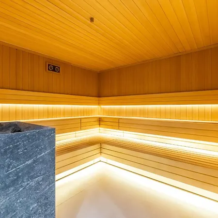 Laba Polanki Aqua Parking, Basen W Cenie Kołobrzeg