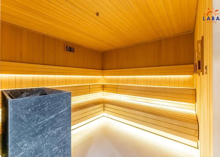 Laba Polanki Aqua Parking, Basen W Cenie コウォブジェク